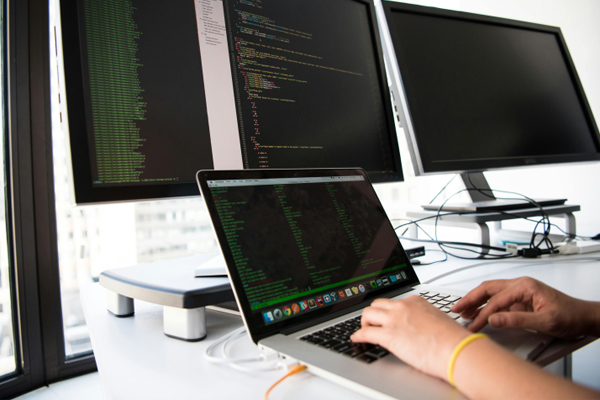 浙江曜泰數(shù)智取得便攜式RFID溫度讀寫裝置和移動(dòng)終端:讀寫