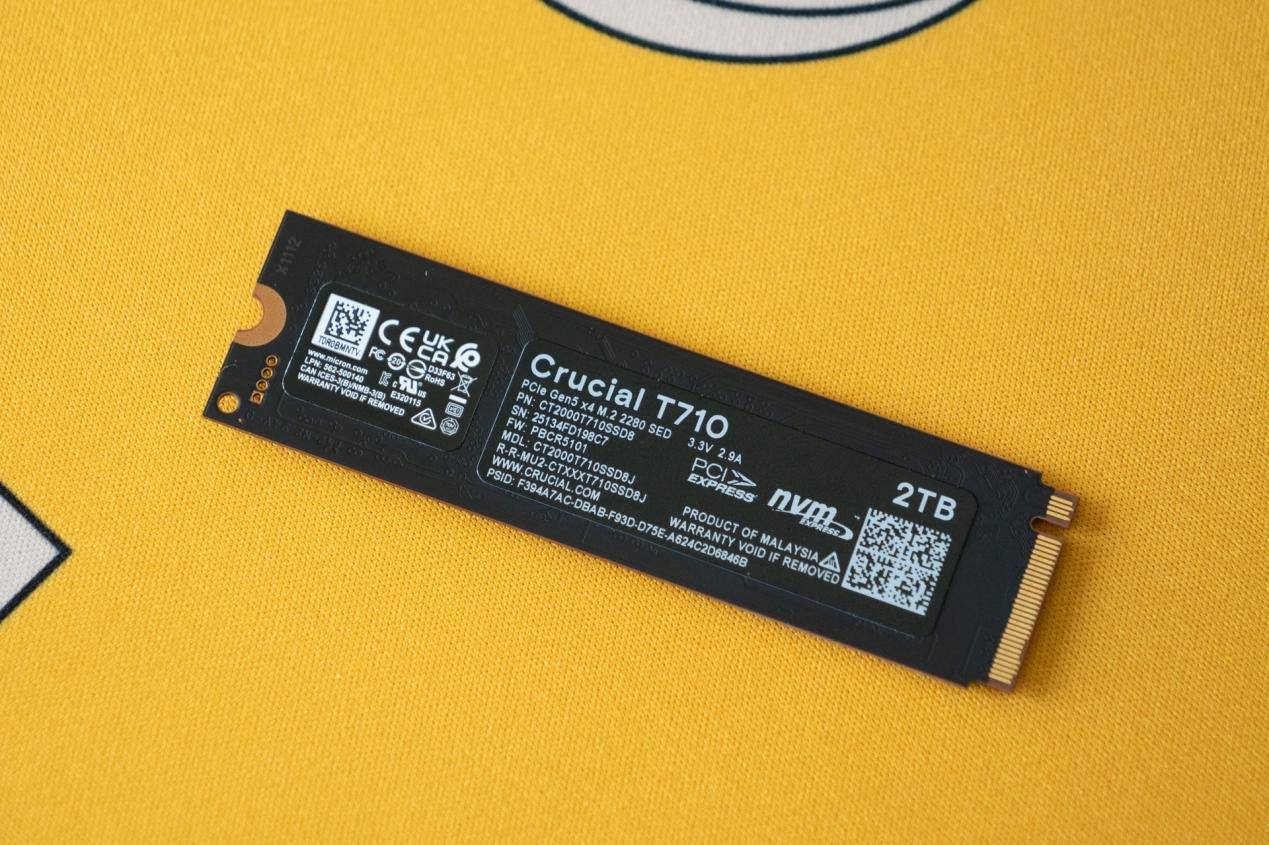 英睿達雙劍齊發<strong></p>
<p>固態硬盤
</strong>，固態硬盤PCIe5.0時代真要來了？:固態硬盤
