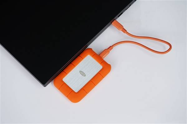 支持雷電5！希捷LaCie Ruggged SSD4 1TB固態硬盤圖賞:固態硬盤