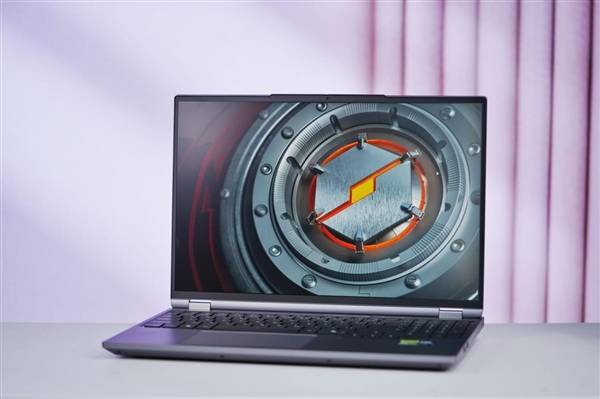 升級長江存儲PC450固態硬盤 機械革命耀世16 Ultra圖賞:機械硬盤
