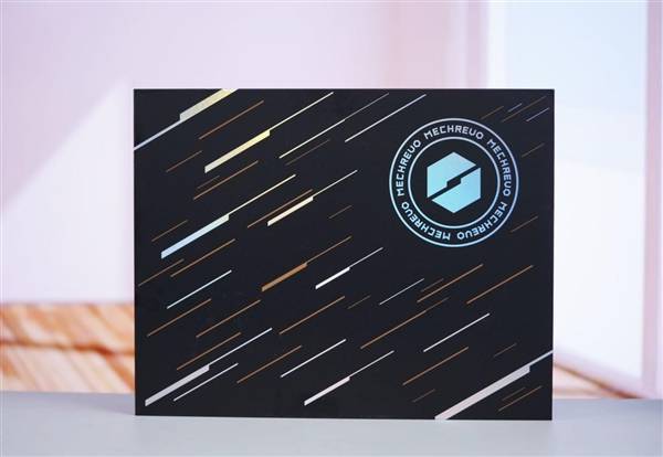 升級長江存儲PC450固態硬盤 機械革命耀世16 Ultra圖賞:機械硬盤
